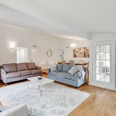 Remodeled 3 bedroom with central location Carrollton