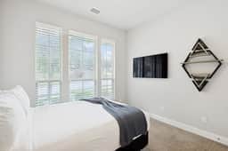 3 BR Modern Stay minutes away from DFW Airport - Image 4