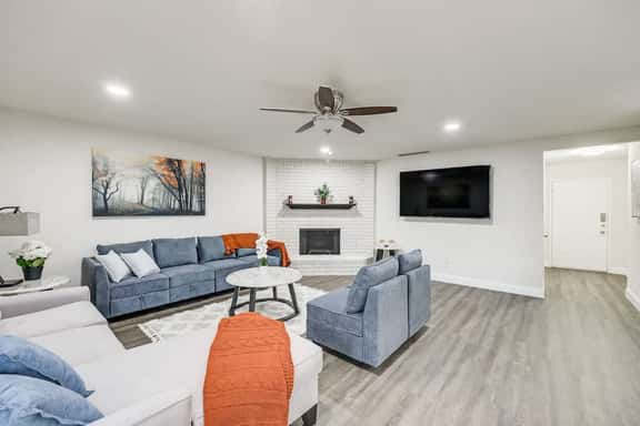 New Home close to Grapevine, lake and DFW Airport - Image 1