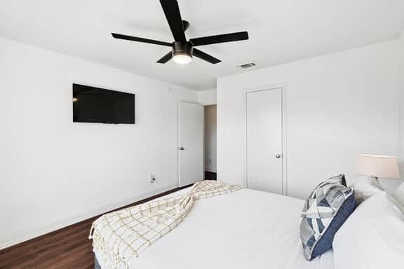 Spacious 4-BR Home Near Allen Outlets & Dining - Image 3